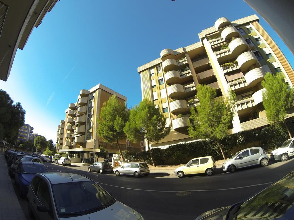 Visit Cagliari Lägenhet Rum bild